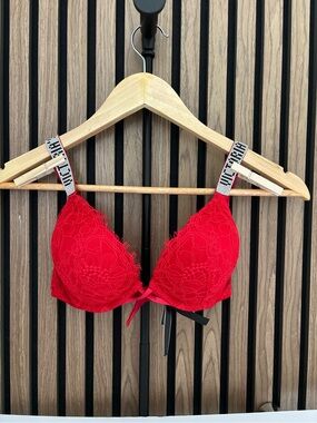 Victoria's Secret 32C Red Very Sexy Shine Bling Rhinestone Straps Push Up Bra